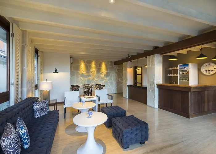 Tanaya Hotel 2*